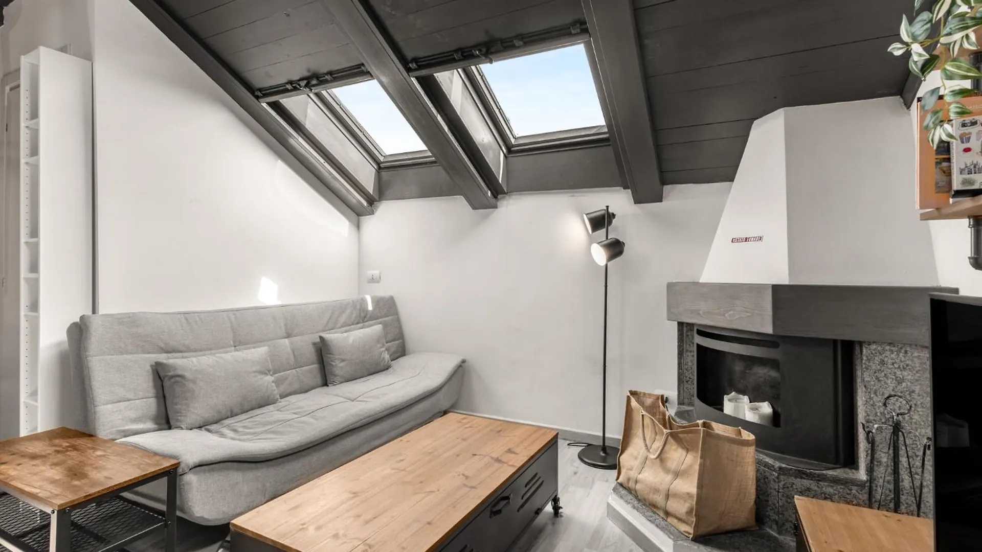 公寓 米兰Tortona Metro 200M - Charming Attic - Wifi公寓