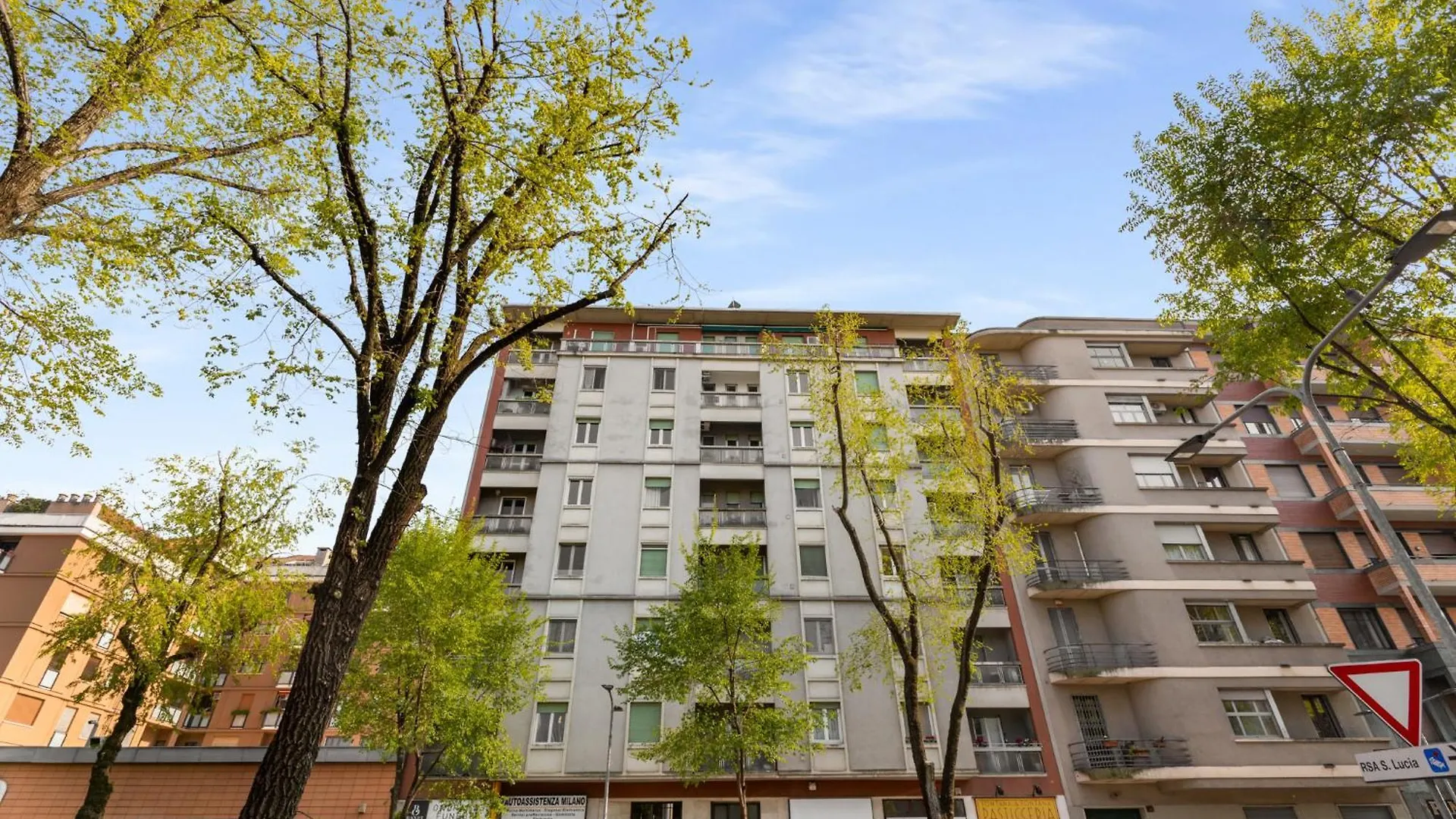Tortona Metro 200M - Charming Attic - Wifi Διαμέρισμα Μιλάνο Ιταλία